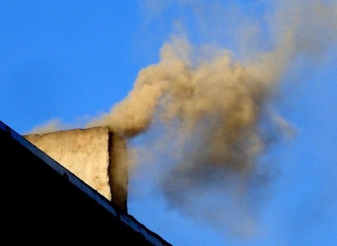Zmniejszy się liczba „dymiących” kominów?