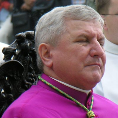 Biskup krył księży pedofilów, teraz sam ma kłopoty